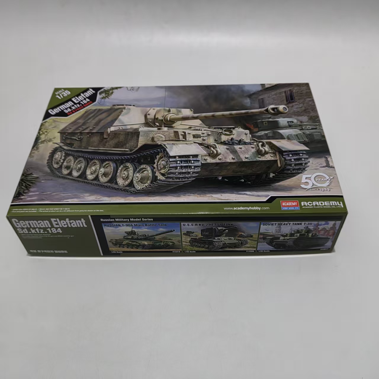 Model Kit Academy - AC13537 ACADEMY 1/35 Kit di montaggio