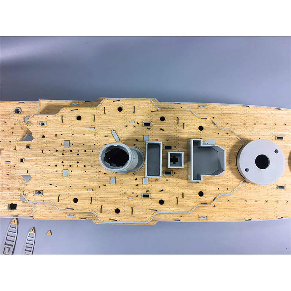 Model Kit Uss Arizona - Kit ponte in legno per Trumpeter