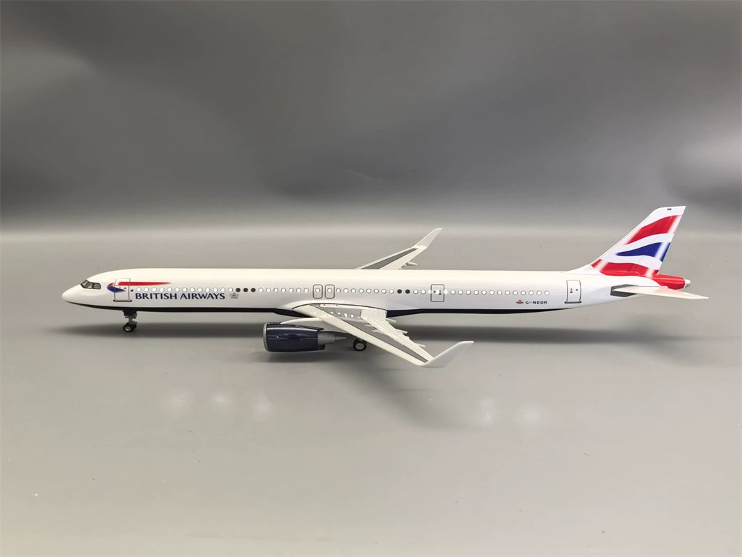 Aereo In Resina Scala 1/100 32 - Model Kit Plane recensione e prezzo